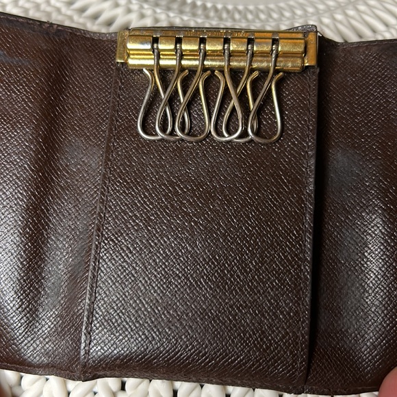 Louis Vuitton Damier Ebene Key Wallet - Picture 5 of 11